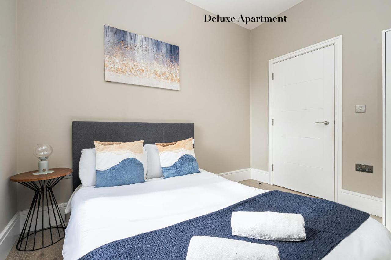 Superb Apartments Opposite Edgware Road Station لندن المظهر الخارجي الصورة