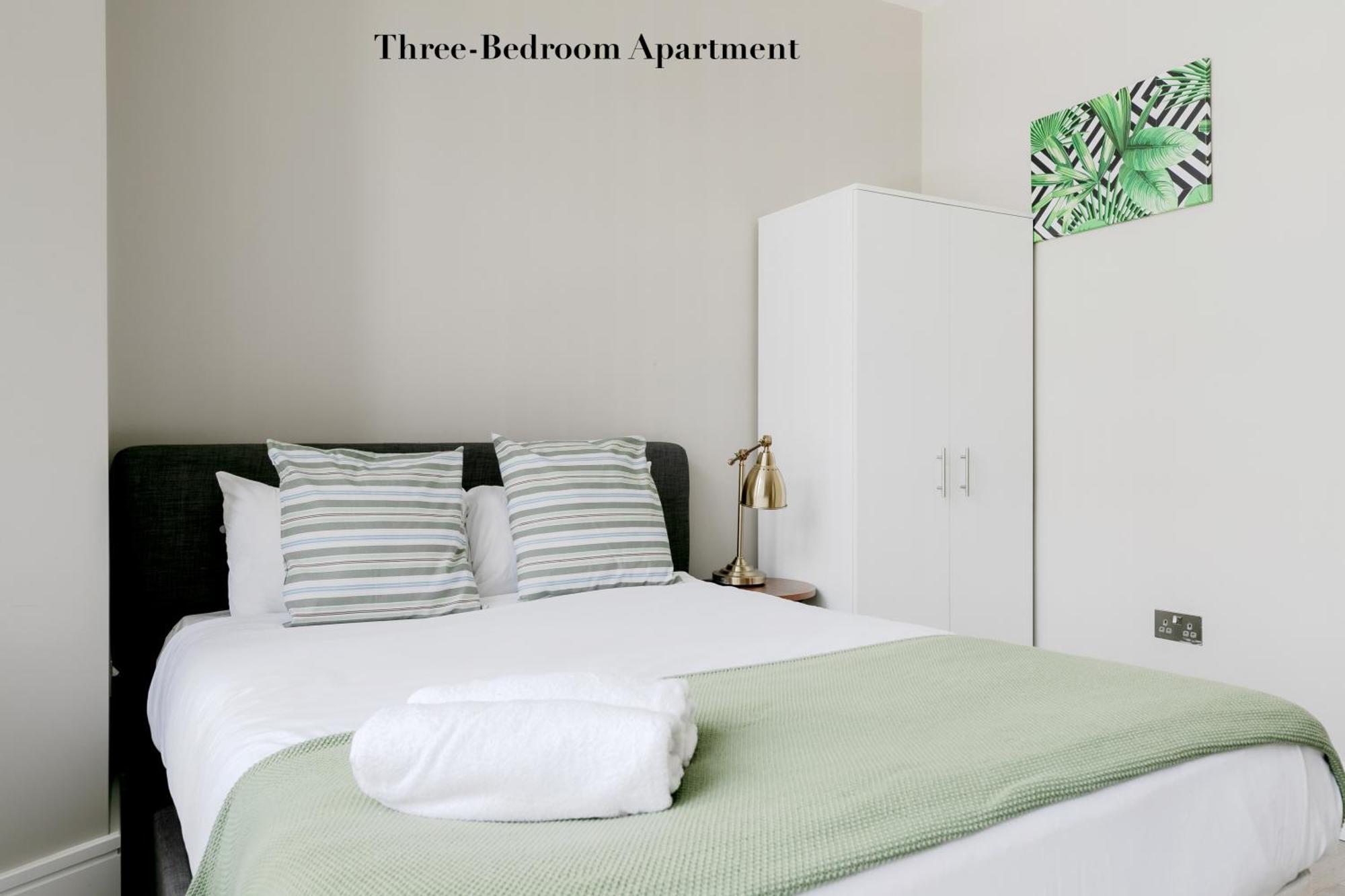 Superb Apartments Opposite Edgware Road Station لندن الغرفة الصورة