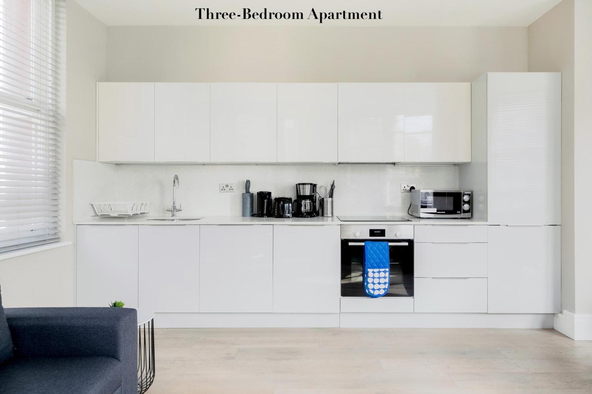 Superb Apartments Opposite Edgware Road Station لندن الغرفة الصورة