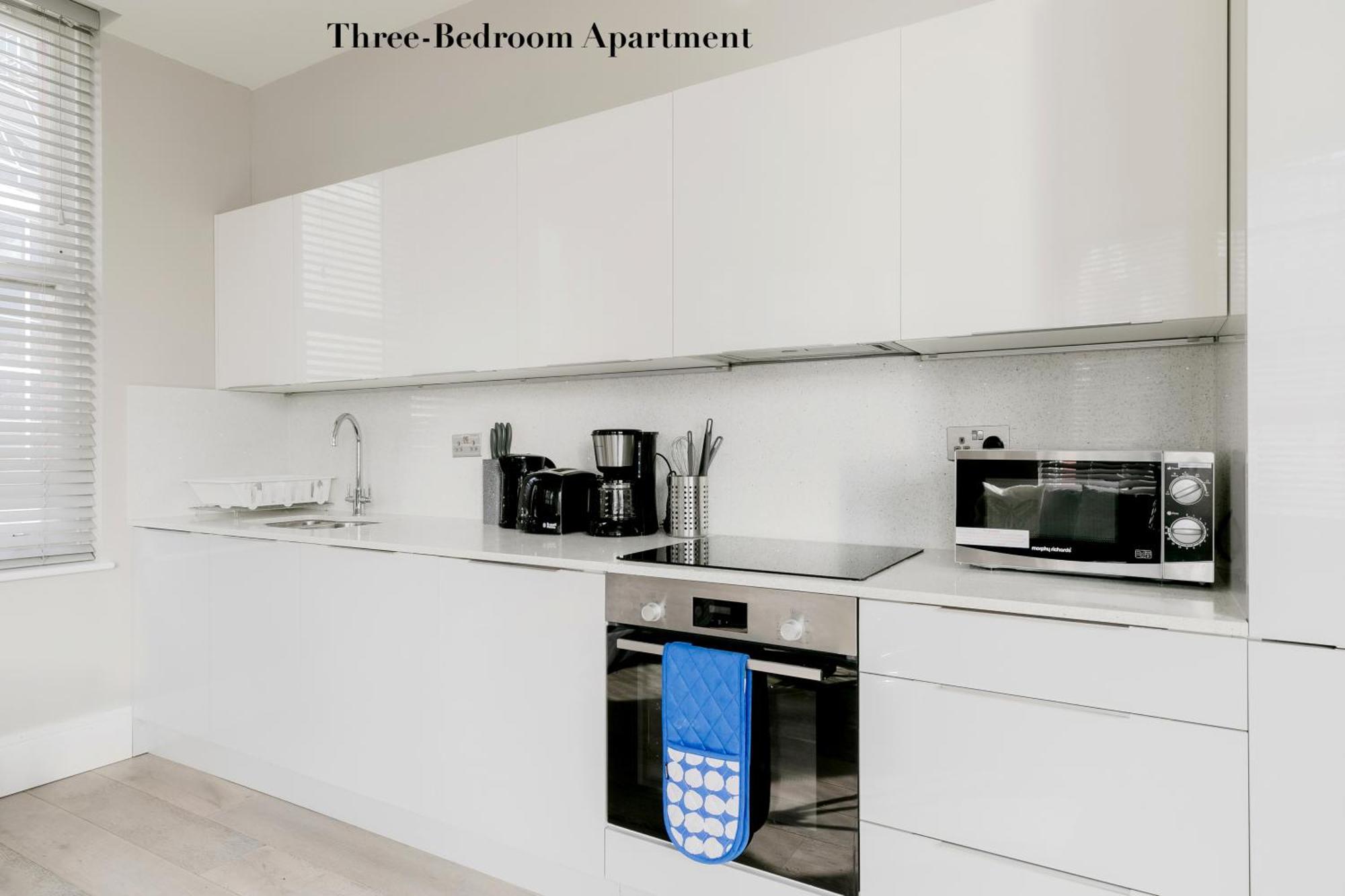 Superb Apartments Opposite Edgware Road Station لندن الغرفة الصورة